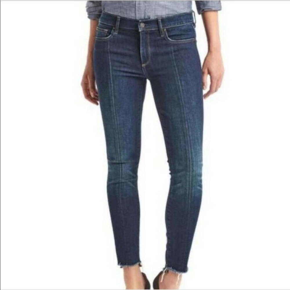 GAP 32R dark denim cropped jeans pintuck skinny w/ raw hem
